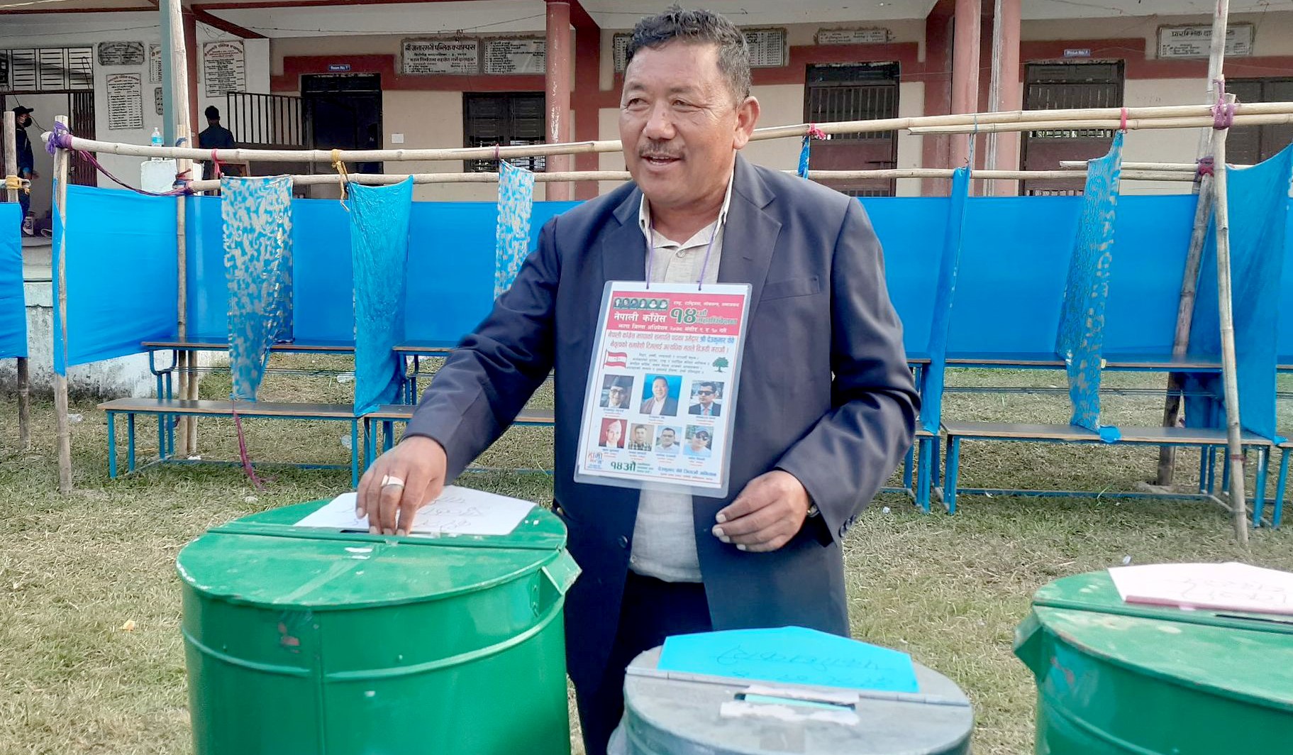 कांग्रेस झापाको सभापतिमा देउमान थेबे निर्वाचित